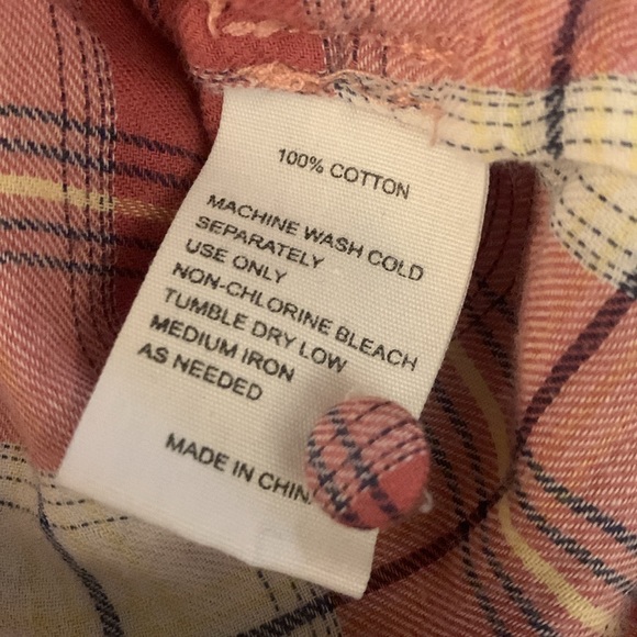 Like New Birds of Paradise Trovata plaid top - Picture 5 of 5